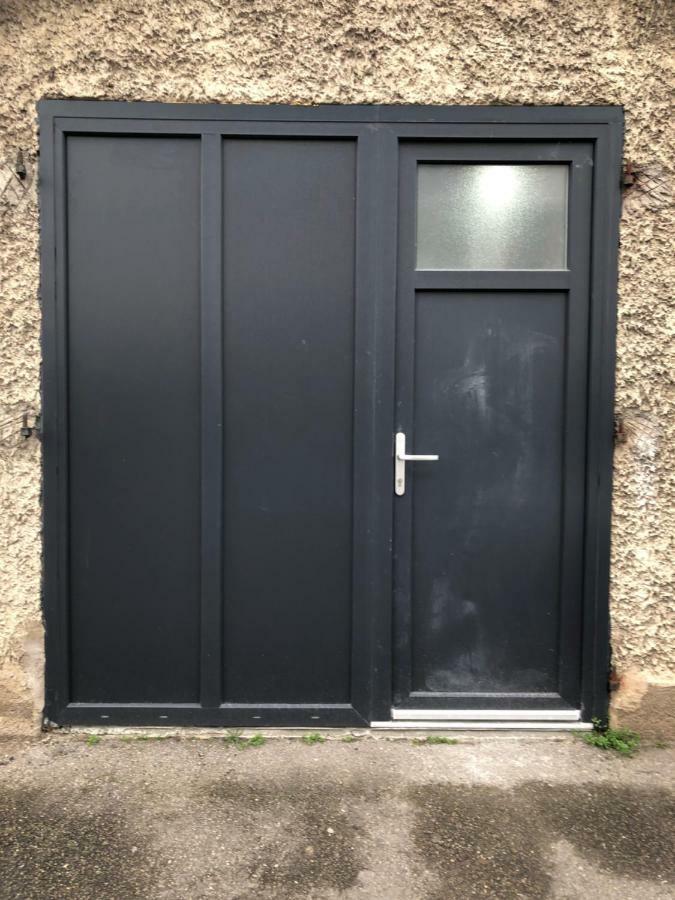 Le Studio De Lucie Villeurbanne Luaran gambar